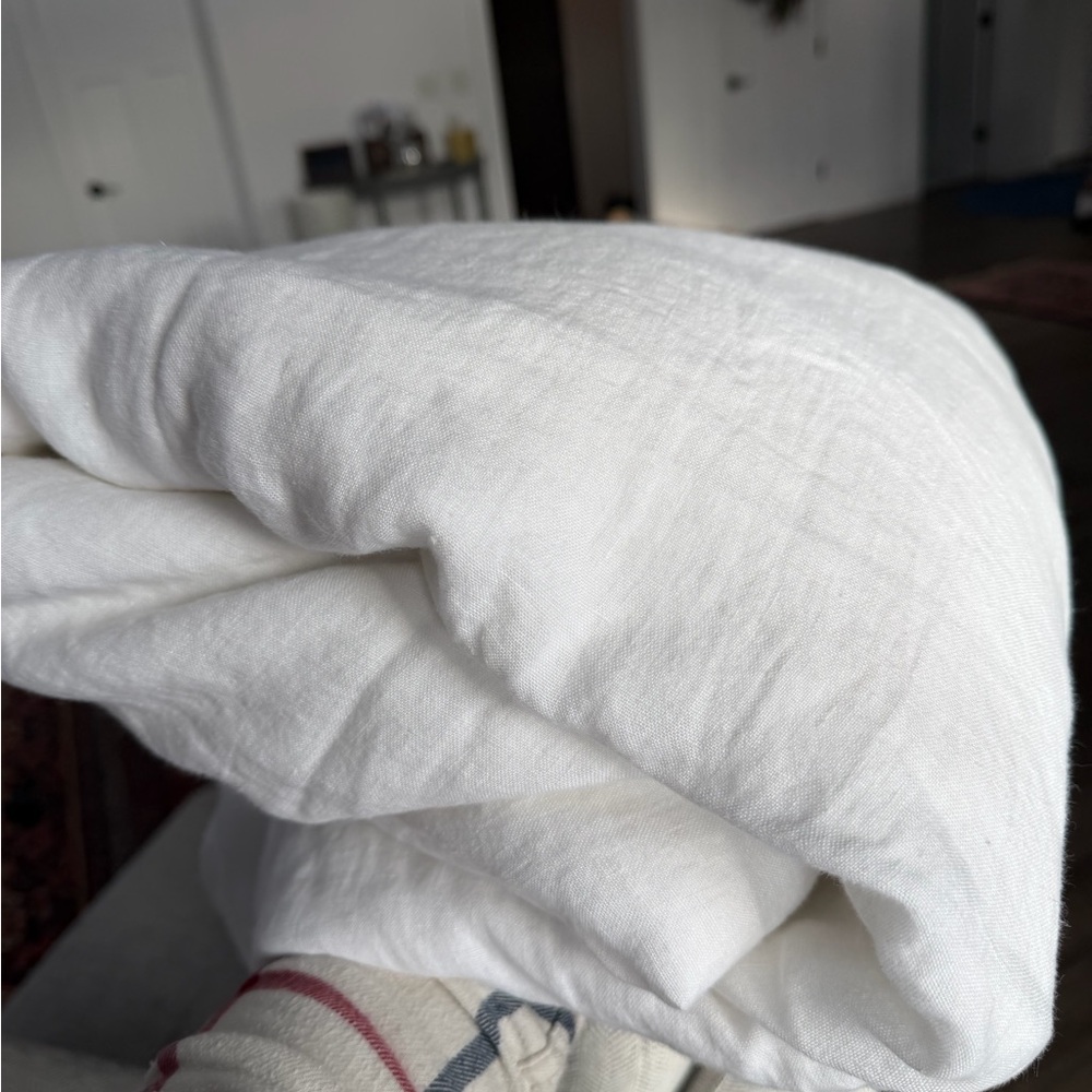 Restoration Hardware White and Gray Heavy Linen Duvet Cover